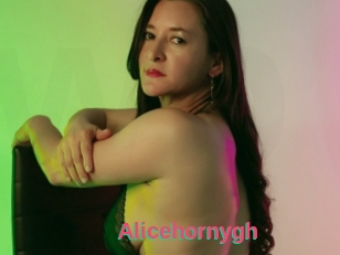 Alicehornygh