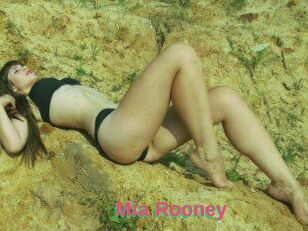 Mia_Rooney